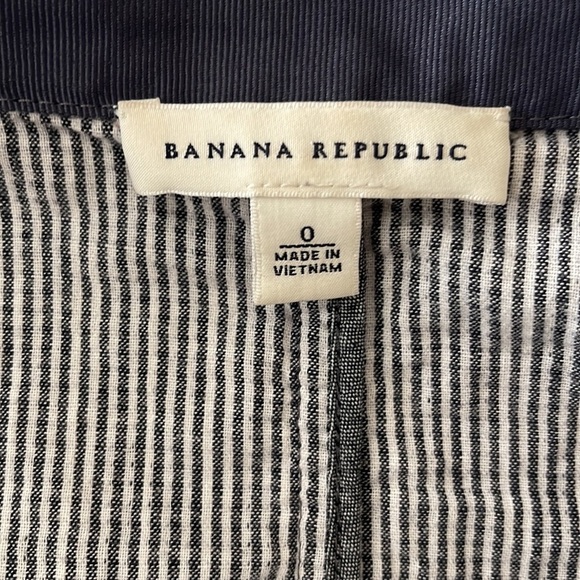 Banana Republic women’s jacket - Picture 3 of 3